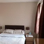 Brightwater Family For Up To 3 People With Shared Facilities Gasthuis *