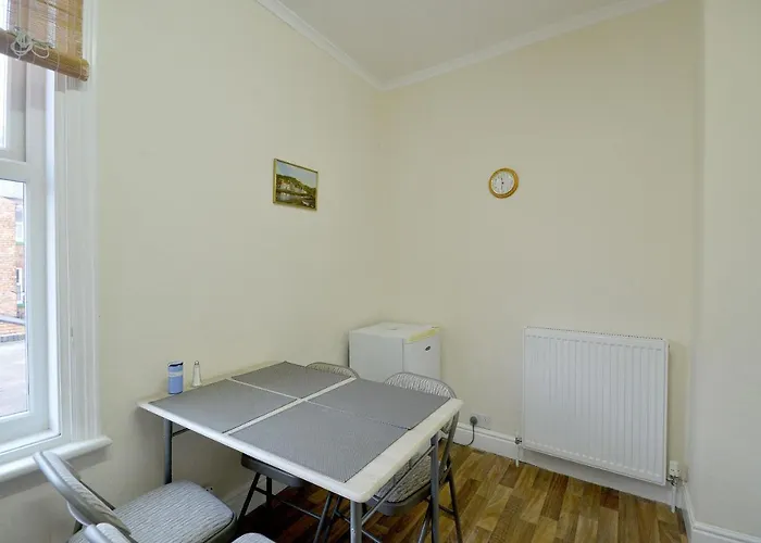 Brightwater Family For Up To 3 People With Shared Facilities 招待所